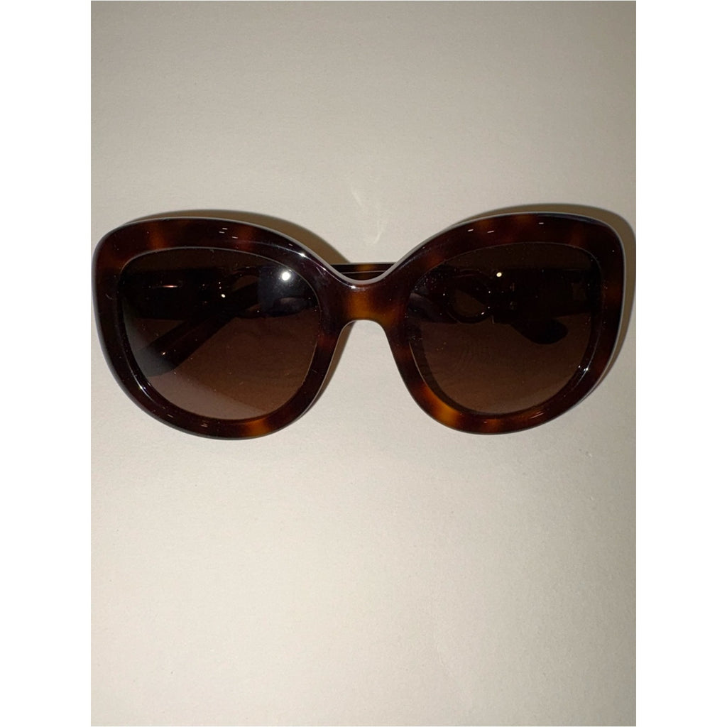 Salvatore Ferragamo Tortoise Gancini Oval Sunglasses New in Case SF727S