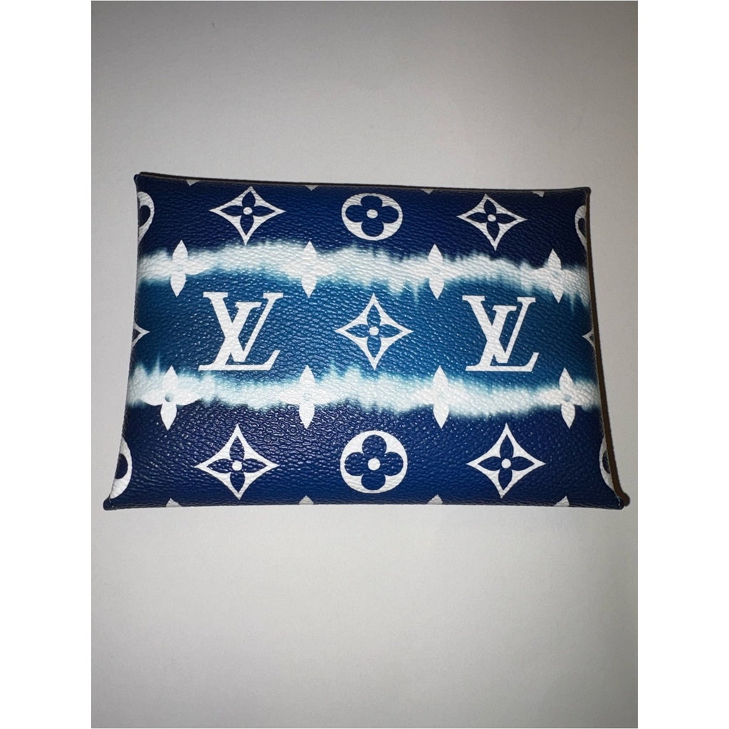 Louis Vuitton 2020 LV Escale Blue Medium Kirigami Pochette M69119